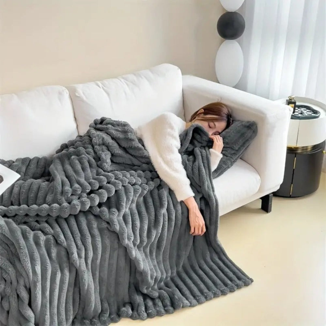 Lianne | Plush Stripped Blanket