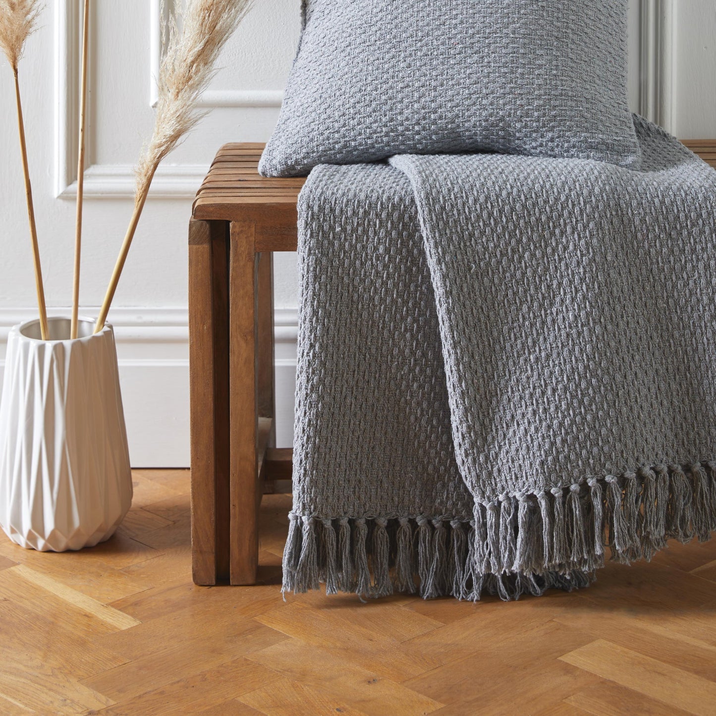 Woven Sofa Throw Blanket & Cushions